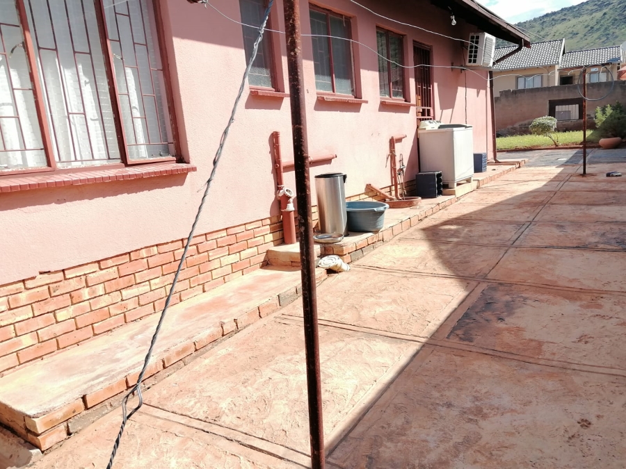 3 Bedroom Property for Sale in Tlhabane West North West